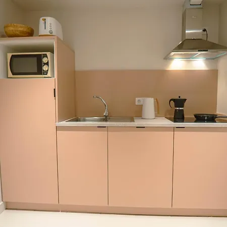 Aparthotel Smartr Barcelona Ramblas 2*