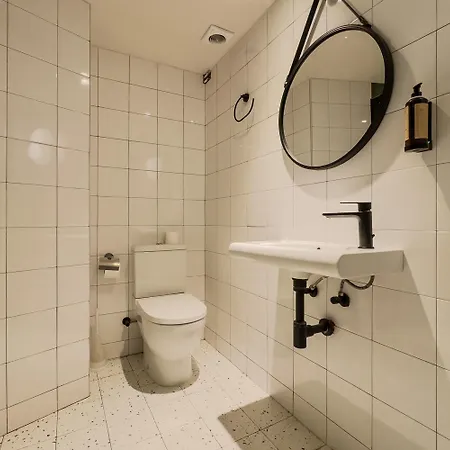 Smartr Barcelona Ramblas Aparthotel Barcelona