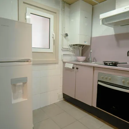 Aparthotel Smartr Barcelona Ramblas 3*