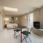 Aparthotel Smartr Ramblas Barcelona