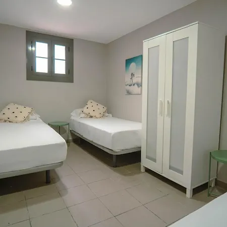 Smartr Ramblas 2* برشلونة