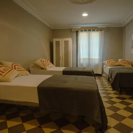 Apart-hotel Smartr Ramblas 3*