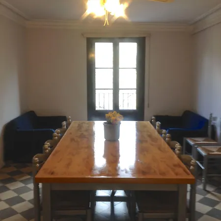 Apart-hotel Smartr Ramblas Barcelona