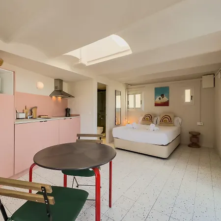 Apart-hotel Smartr Ramblas 3*